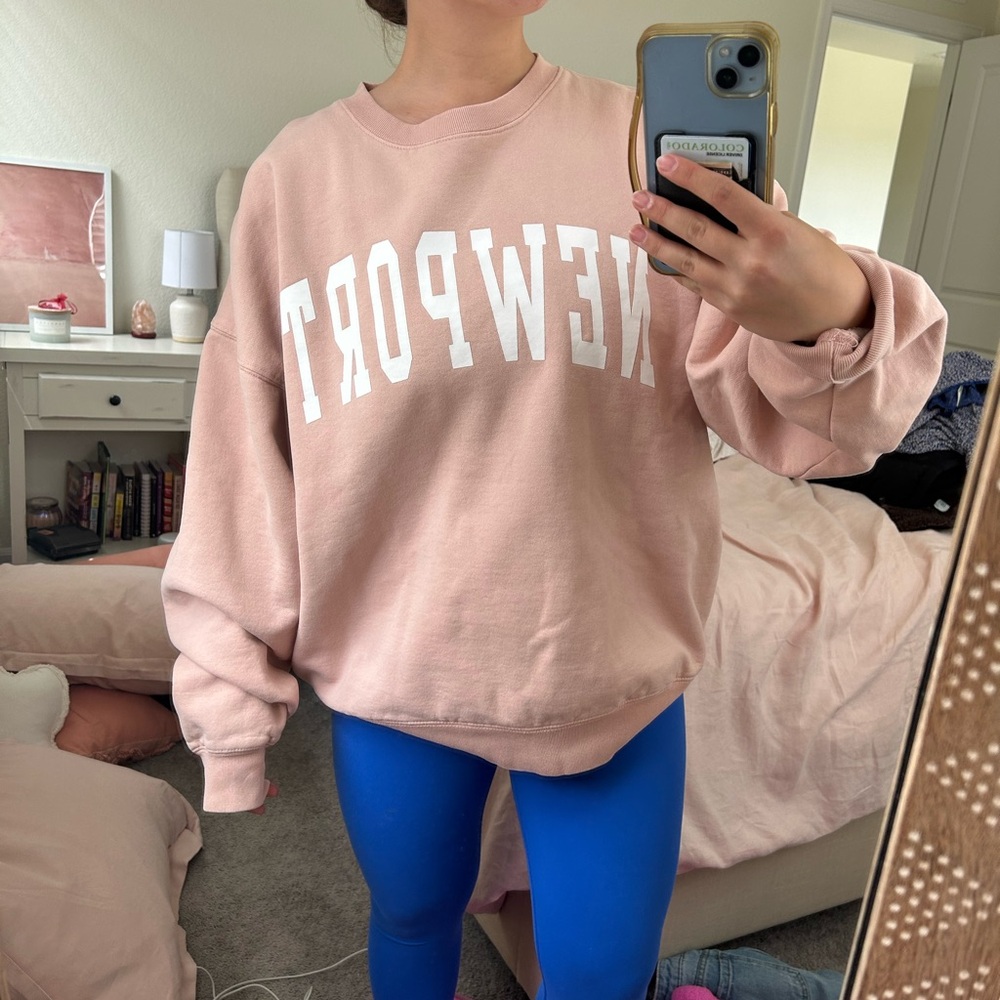 Brandy Melville Crewneck